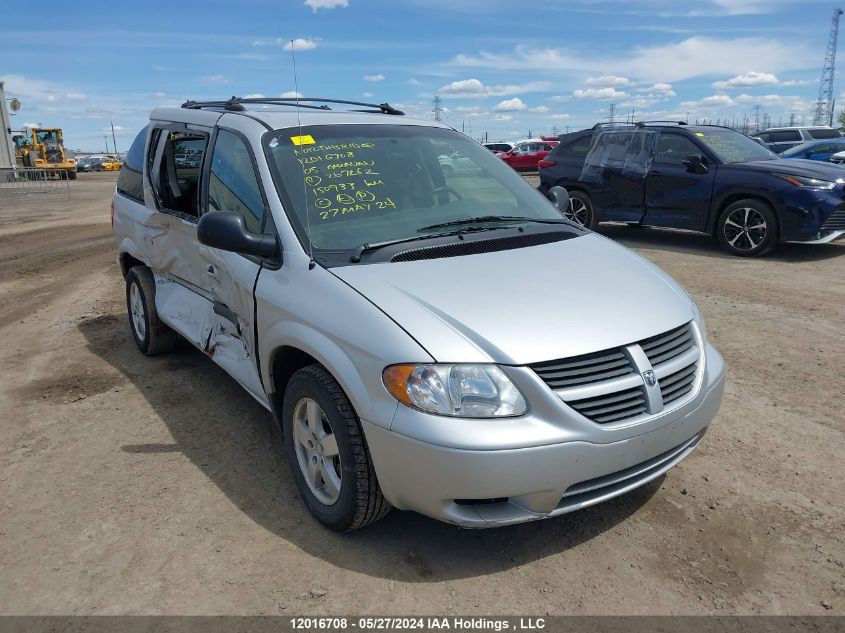 2005 Dodge Caravan Sxt VIN: 1D4GP45R45B267262 Lot: 12016708