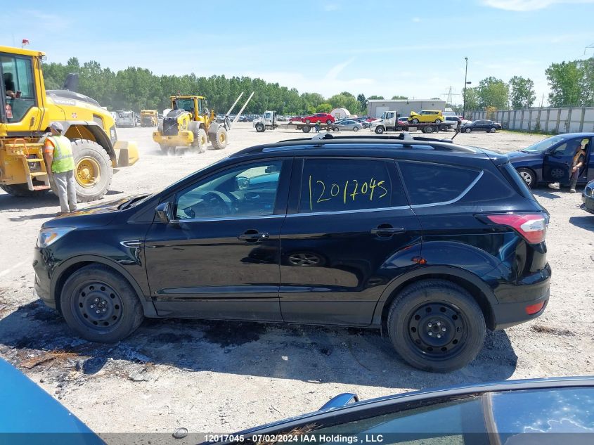 2017 Ford Escape Se VIN: 1FMCU0G93HUB70553 Lot: 12017045