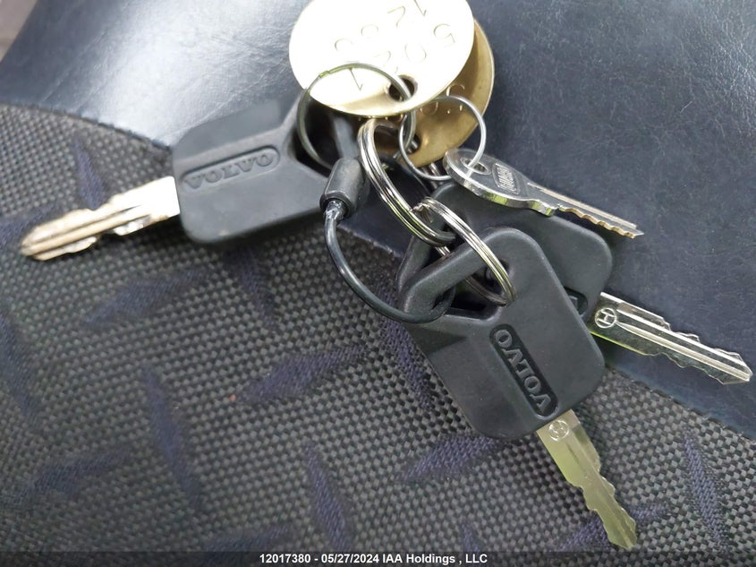 2012 Volvo Vn L VIN: 4V4NC9EG4CN553270 Lot: 12017380