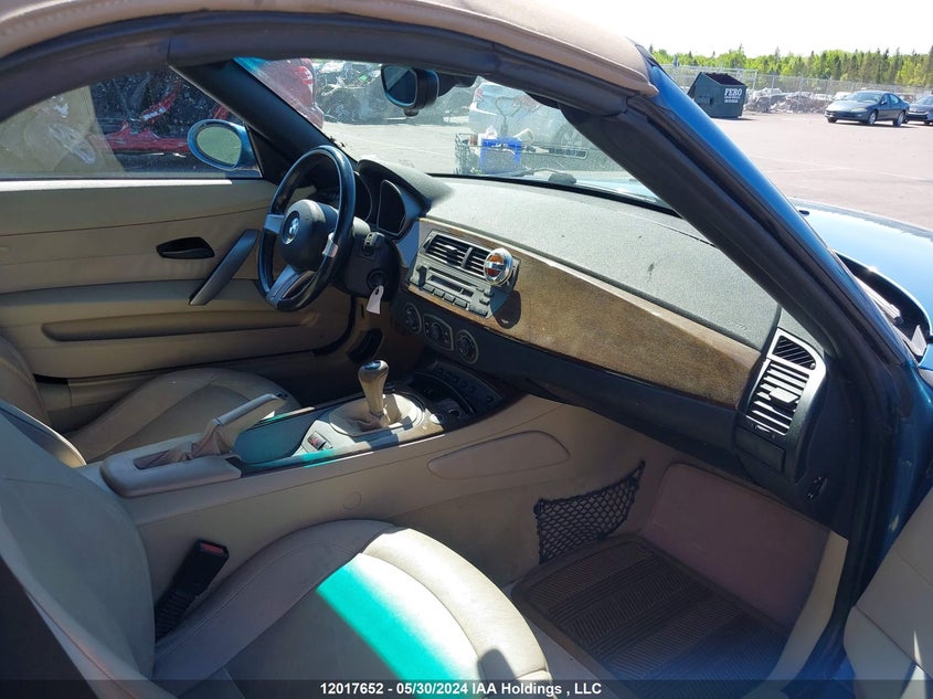 2003 BMW Z4 VIN: 4USBT33443LR60371 Lot: 12017652