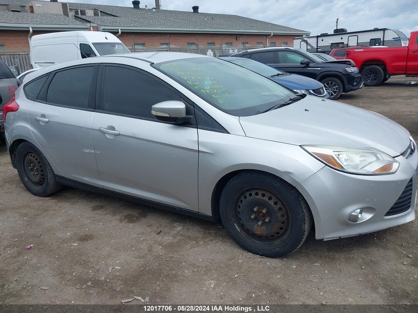 2014 Ford Focus Se VIN: 1FADP3K27EL256421 Lot: 12017706