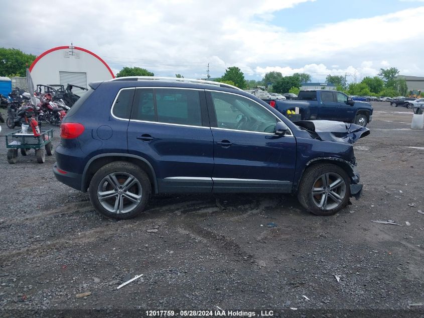 2017 Volkswagen Tiguan VIN: WVGLV7AX7HK030384 Lot: 12017759