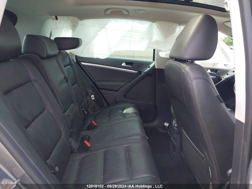 2017 Volkswagen Tiguan VIN: WVGLV7AX0HK030520 Lot: 12018102