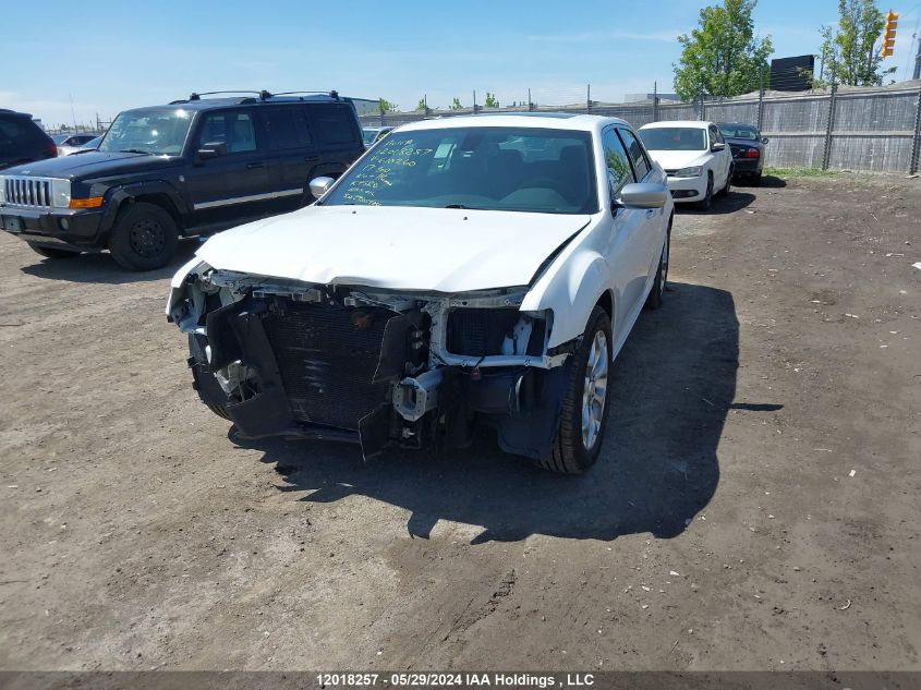 2017 Chrysler 300 C Platinum VIN: 2C3CCASG6HH610260 Lot: 12018257