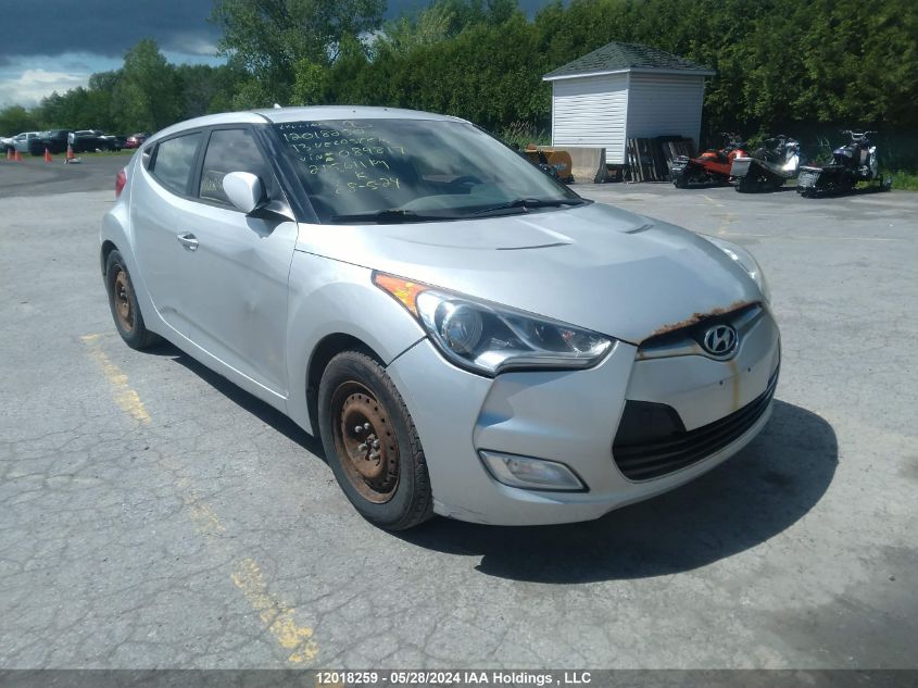 2013 Hyundai Veloster VIN: KMHTC6AD4DU089817 Lot: 12018259