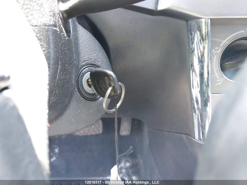 2006 Toyota Matrix Xr/Xrs VIN: 2T1KR32E46C583213 Lot: 12018317