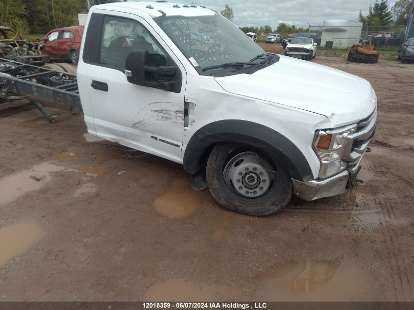 2022 Ford F550 Super Duty VIN: 1FDUF5HT0NEF17462 Lot: 12018359