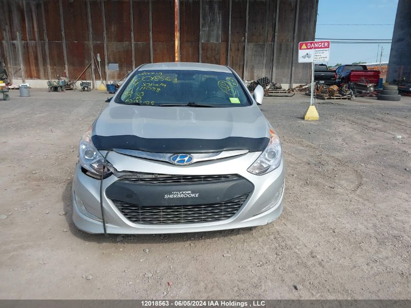 2014 Hyundai Sonata Hybrid VIN: KMHEC4A44EA111038 Lot: 12018563