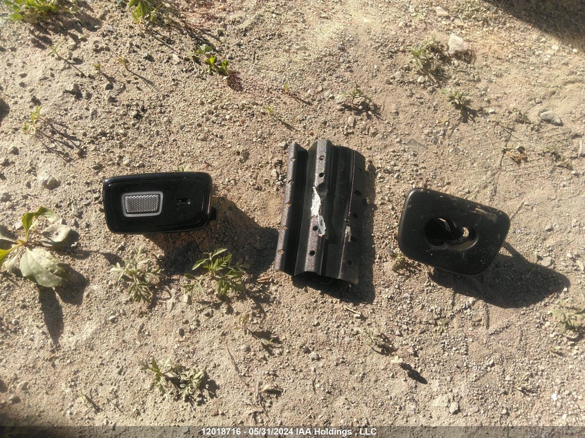 2023 Volvo Xc40 Recharge Pure Electric VIN: YV4ED3UM3P2966895 Lot: 12018716