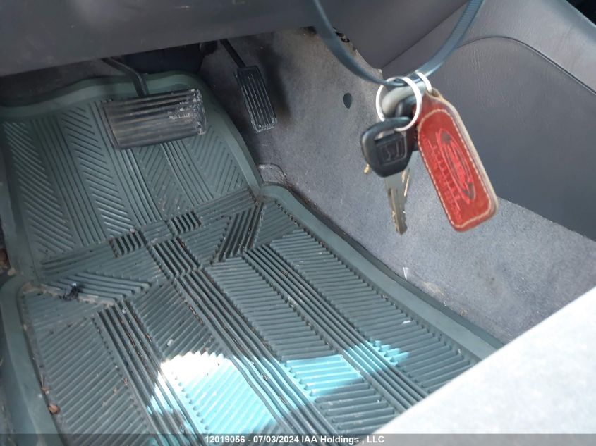 2001 Honda Accord Lx VIN: 1HGCG16411A803762 Lot: 12019056