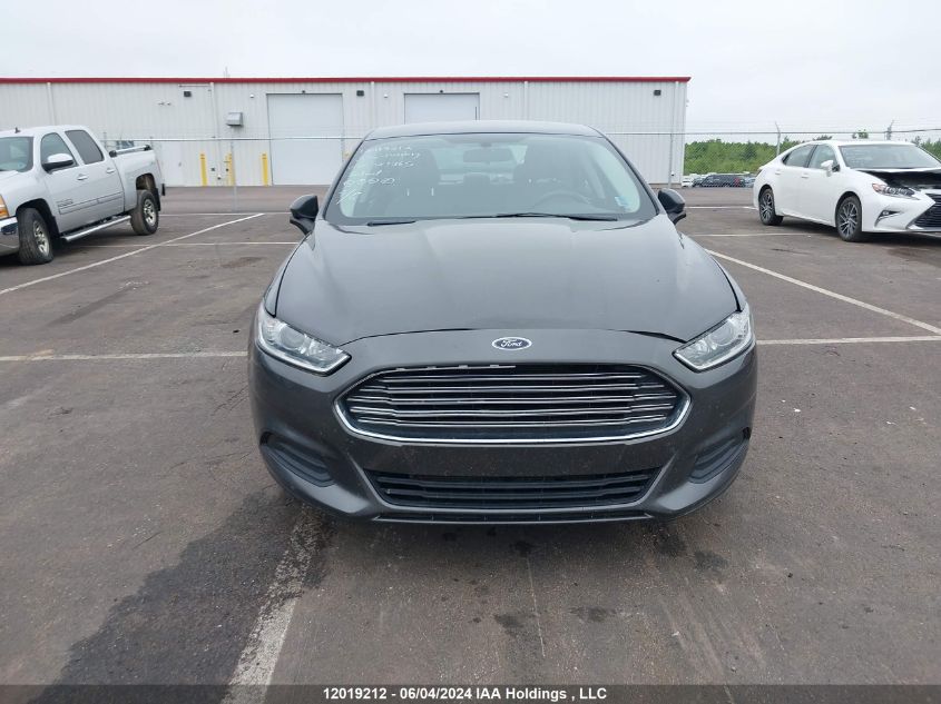 2016 Ford Fusion S VIN: 3FA6P0G79GR321365 Lot: 12019212