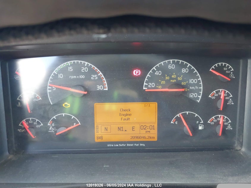 2015 Volvo Vn L VIN: 4V4NC9EH6FN187485 Lot: 12019326