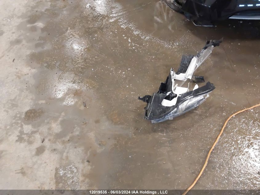 2021 Ford Escape Titanium VIN: 1FMCU9J98MUA77745 Lot: 12019535