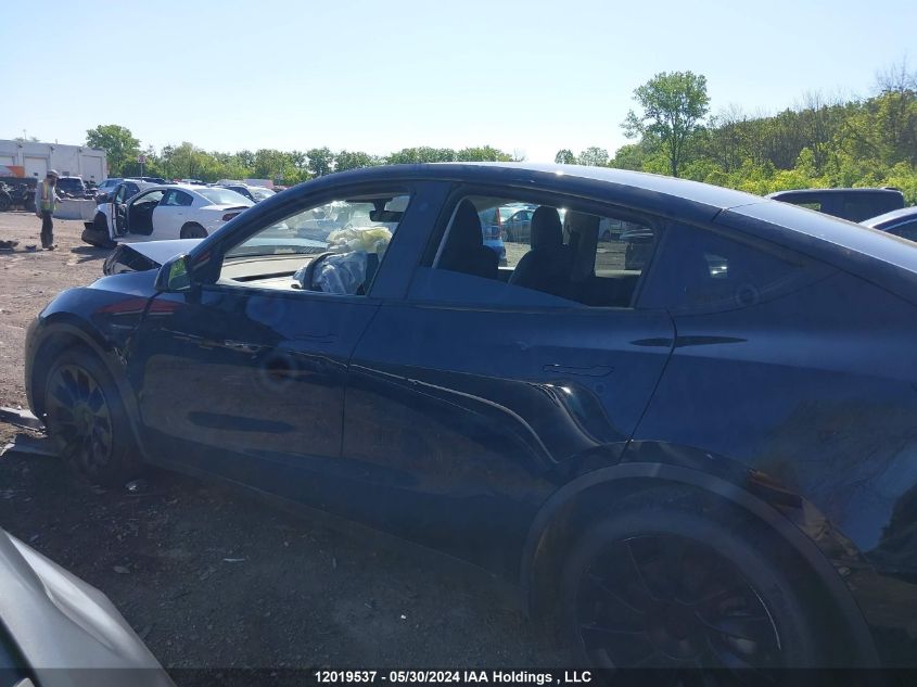 2022 Tesla Model Y VIN: 7SAYGDEE3NF468519 Lot: 12019537