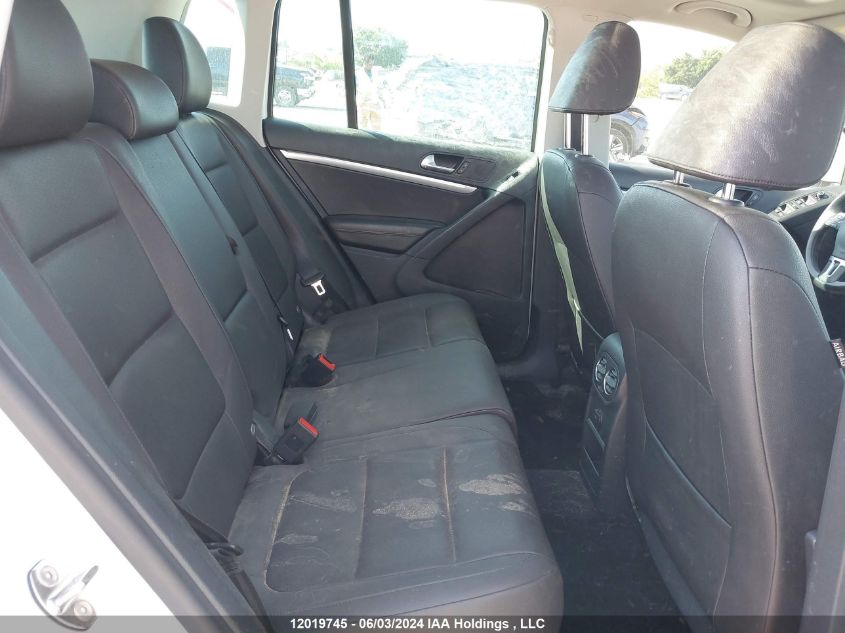 2017 Volkswagen Tiguan VIN: WVGMV7AX1HK003850 Lot: 12019745