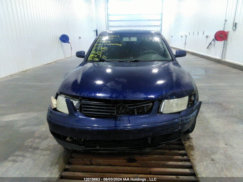 2000 Volkswagen Passat VIN: WVWAA23B5YP174109 Lot: 12019863