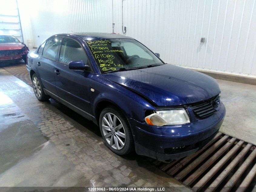 2000 Volkswagen Passat VIN: WVWAA23B5YP174109 Lot: 12019863