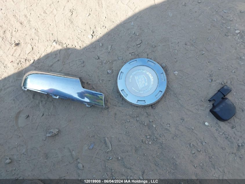 2008 Cadillac Escalade Luxury VIN: 1GYFK63818R132260 Lot: 12019908