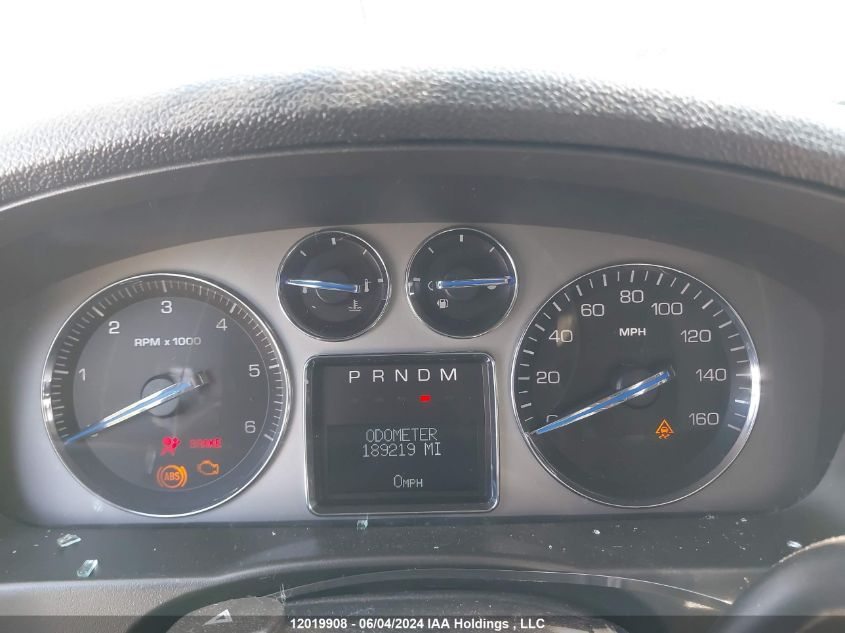 2008 Cadillac Escalade Luxury VIN: 1GYFK63818R132260 Lot: 12019908