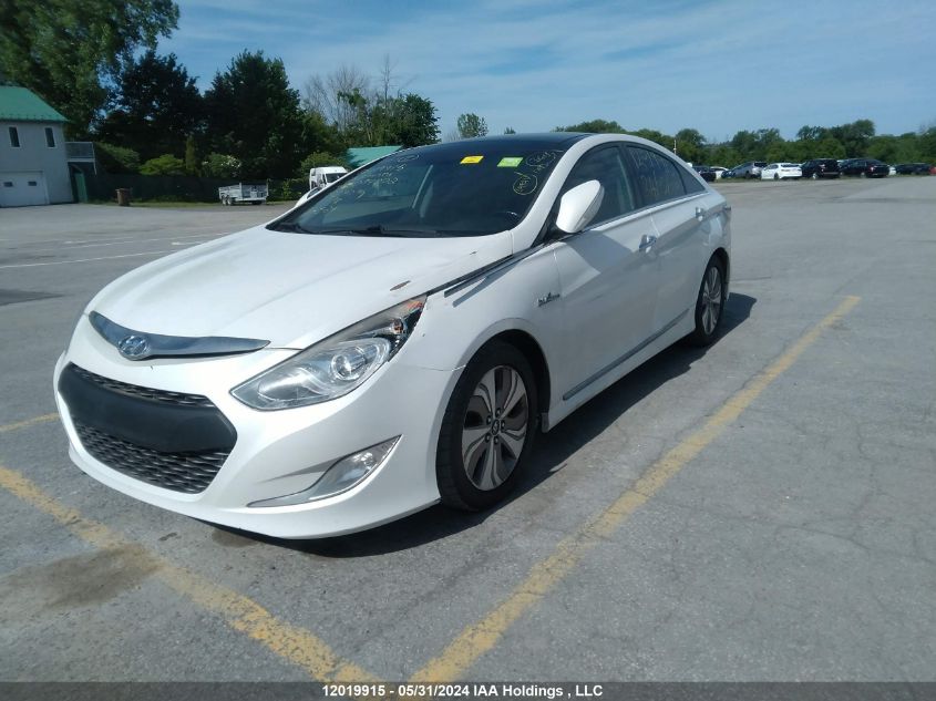 2013 Hyundai Sonata Hybrid VIN: KMHEC4A47DA074002 Lot: 12019915