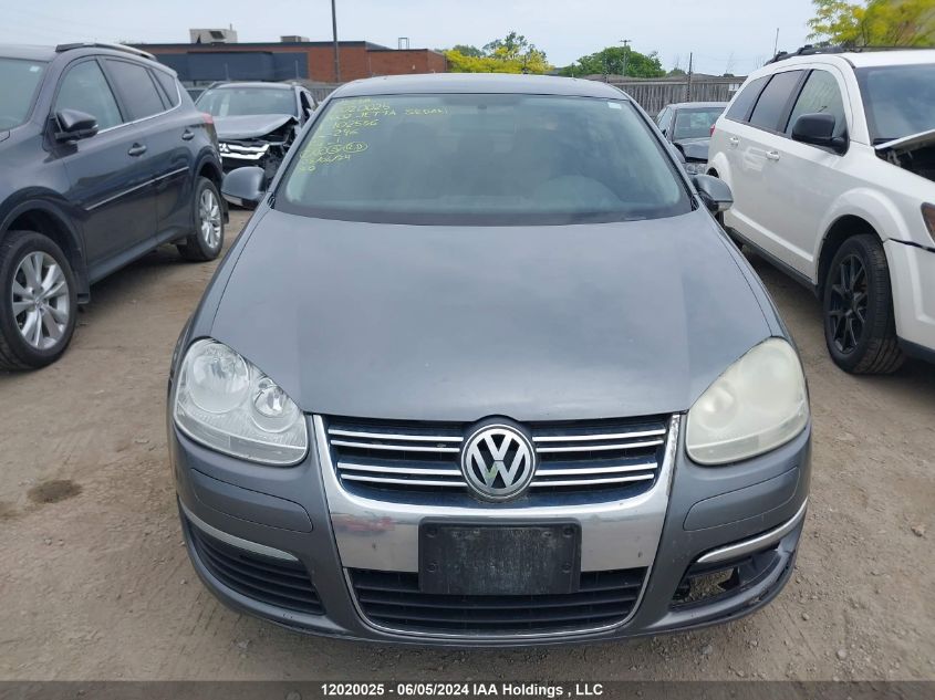 2007 Volkswagen Jetta Sedan VIN: 3VWDF31KX7M102556 Lot: 12020025