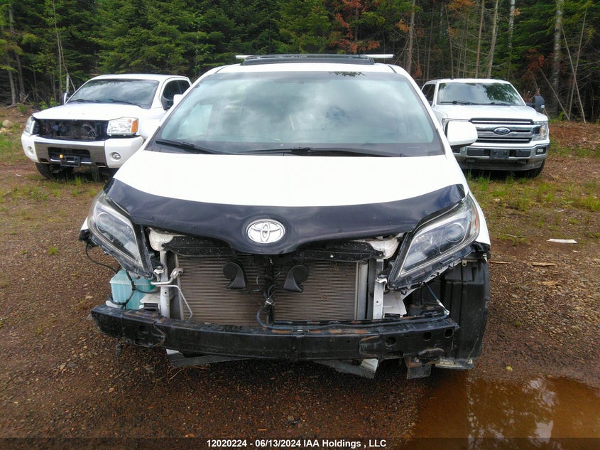 2016 Toyota Sienna Se VIN: 5TDXK3DC4GS733318 Lot: 12020224