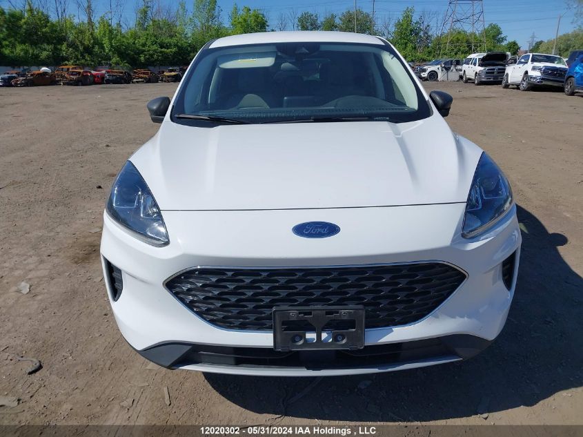 2022 Ford Escape Se VIN: 1FMCU9G66NUB17268 Lot: 12020302