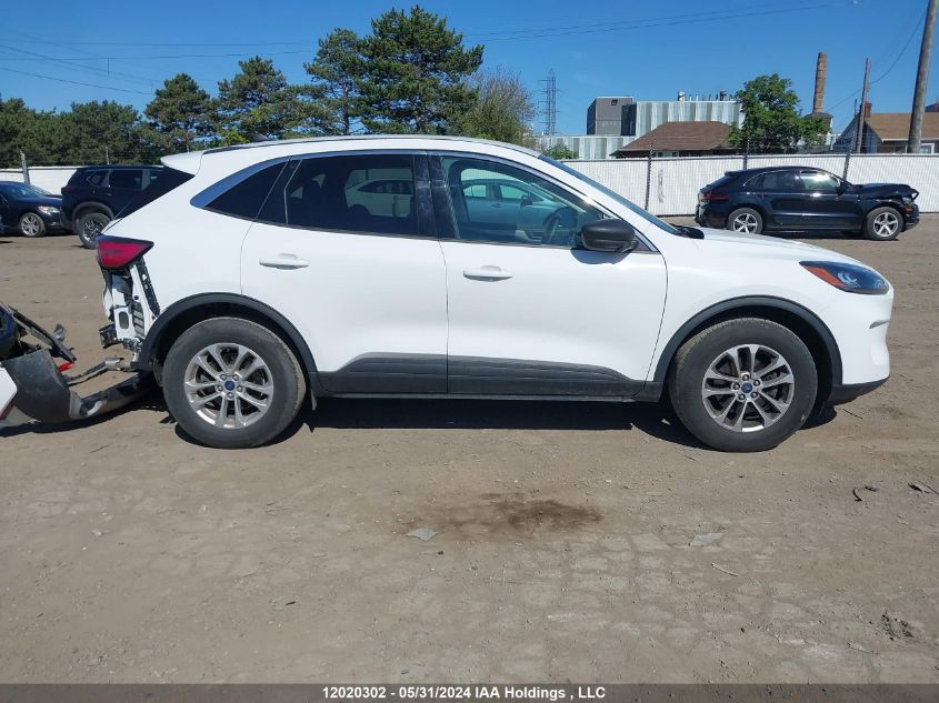 2022 Ford Escape Se VIN: 1FMCU9G66NUB17268 Lot: 12020302