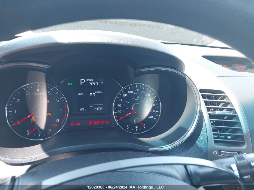 2018 Kia Forte VIN: 3KPFK4A75JE228558 Lot: 12020365