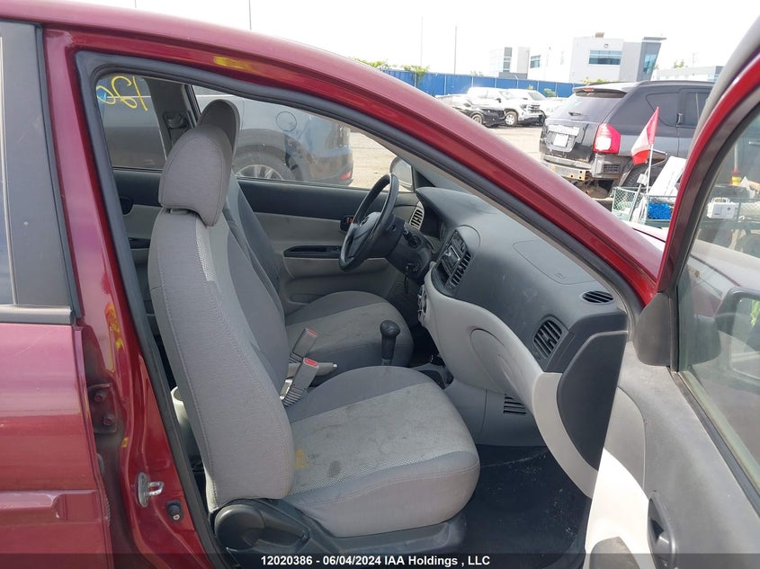 2008 Hyundai Accent Gls VIN: KMHCN45C18U243566 Lot: 12020386