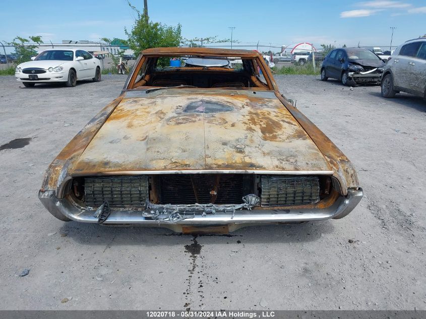 7Y820178108 1967 Ford Thunderbird