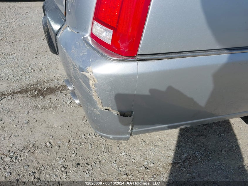 2010 Cadillac Professional Chassis VIN: 1GEGK0CYXAU500291 Lot: 12020838