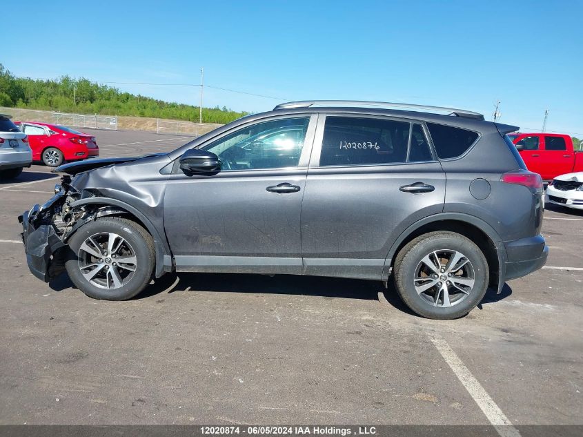 2018 Toyota Rav4 Le VIN: 2T3BFREV5JW721637 Lot: 12020874