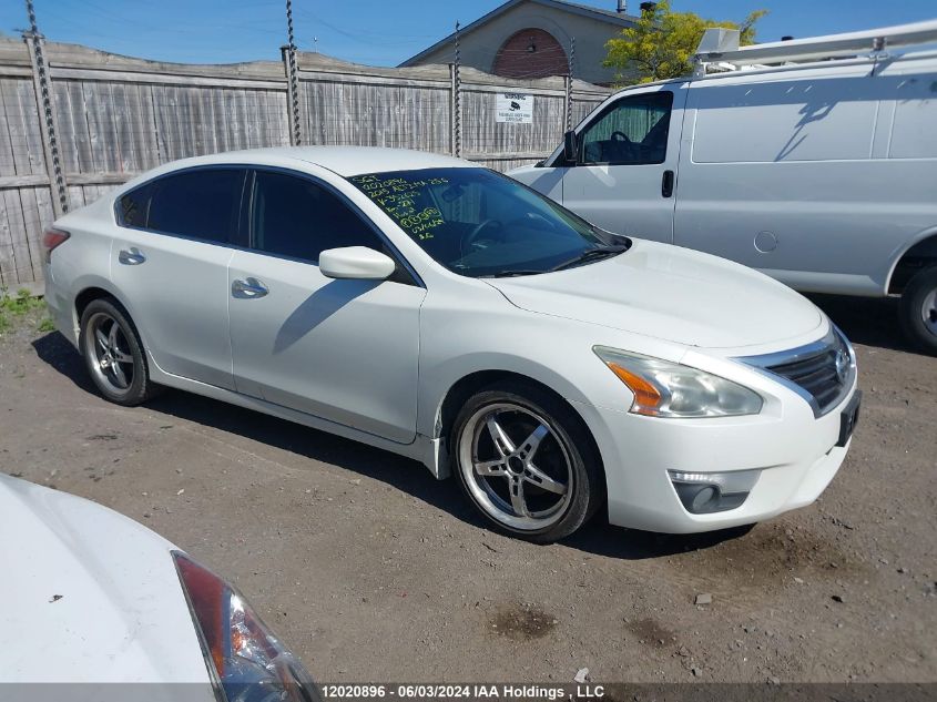 2015 Nissan Altima 2.5/S/Sv/Sl VIN: 1N4AL3AP8FN352625 Lot: 12020896