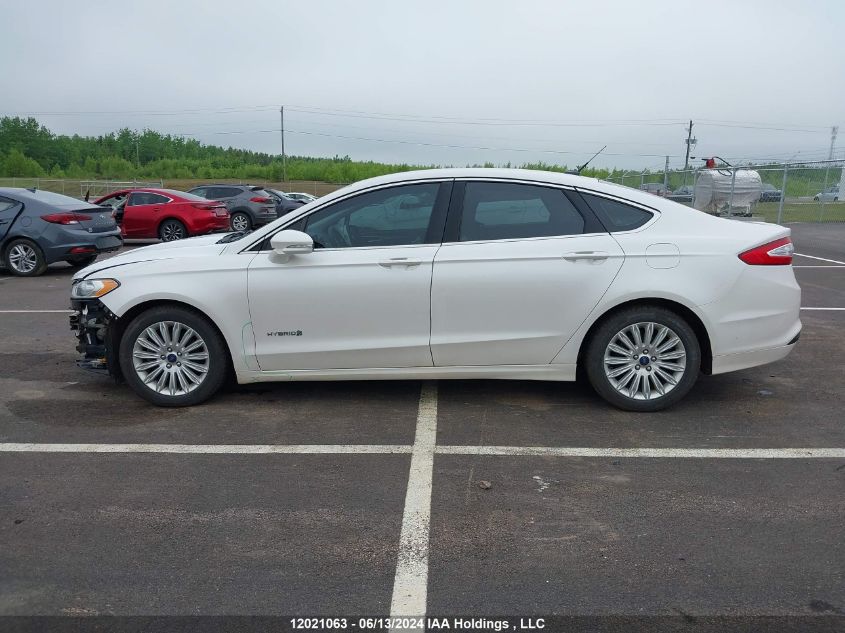 2016 Ford Fusion Se Hybrid VIN: 3FA6P0LU2GR251879 Lot: 12021063