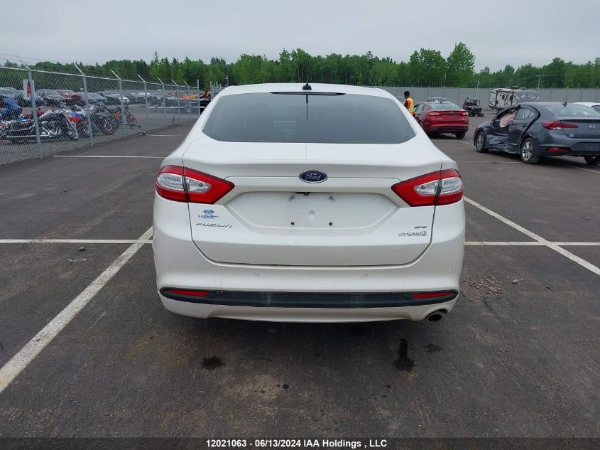 2016 Ford Fusion Se Hybrid VIN: 3FA6P0LU2GR251879 Lot: 12021063