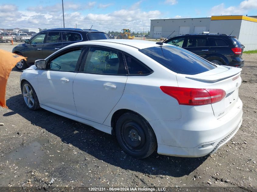 2015 Ford Focus Se VIN: 1FADP3F26FL271617 Lot: 12021231