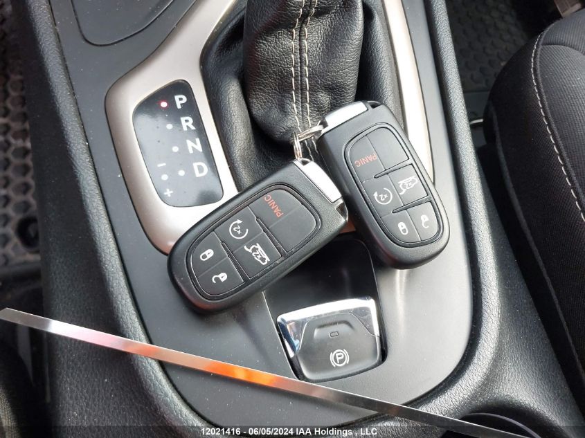 2015 Jeep Cherokee Latitude VIN: 1C4PJMCS2FW684829 Lot: 12021416