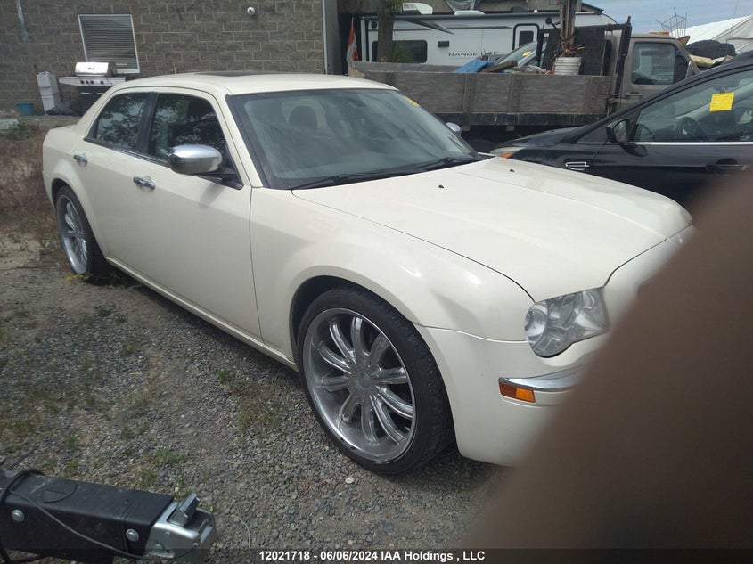 2010 Chrysler 300C VIN: 2C3CA6CT6AH144916 Lot: 12021718