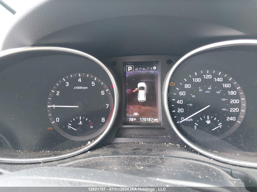 2017 Hyundai Santa Fe VIN: 5XYZUDLA4HG493081 Lot: 12021757