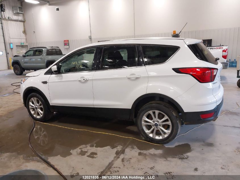 2019 Ford Escape Se VIN: 1FMCU9GD0KUB07944 Lot: 12021835