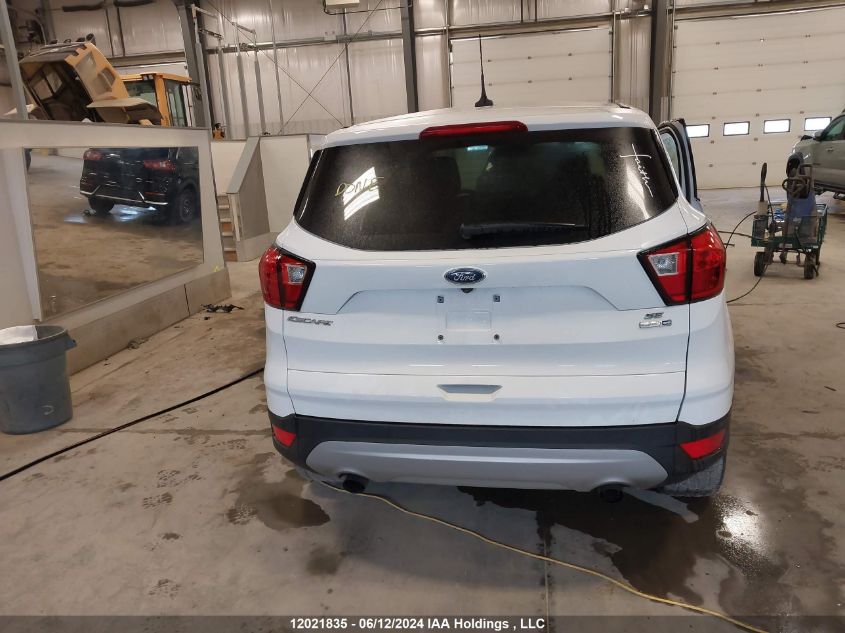 2019 Ford Escape Se VIN: 1FMCU9GD0KUB07944 Lot: 12021835