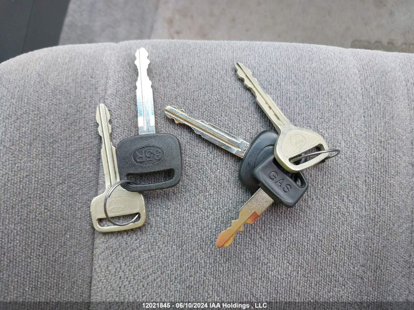 2000 Toyota Camry VIN: JT2BG22K3Y0507624 Lot: 12021845