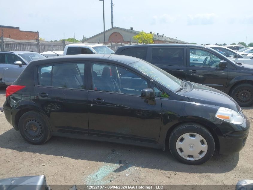 2009 Nissan Versa 1.8S VIN: 3N1BC13E29L472099 Lot: 12022107