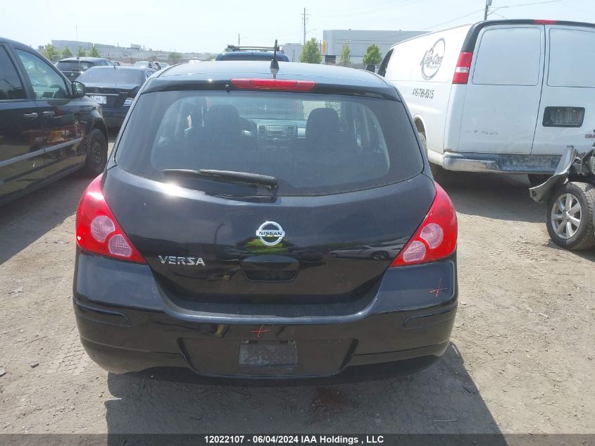 2009 Nissan Versa 1.8S VIN: 3N1BC13E29L472099 Lot: 12022107