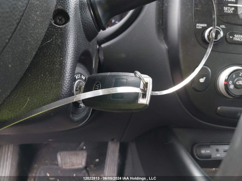 2015 Kia Soul + VIN: KNDJP3A54F7135400 Lot: 12022813