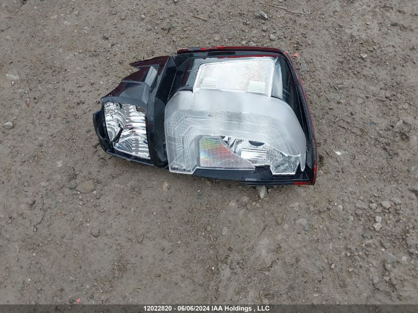 2018 Toyota Tacoma Dbl Cab/Sr5/Trd Sport/Or VIN: 5TFDZ5BN2JX035810 Lot: 12022820