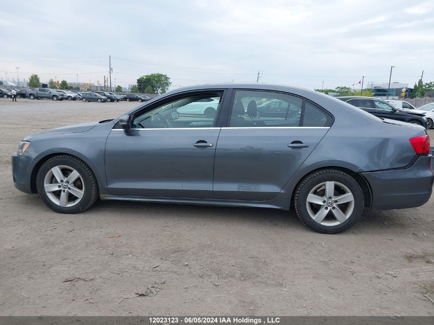 2013 Volkswagen Jetta Sedan VIN: 3VWDL7AJ1DM453732 Lot: 12023123