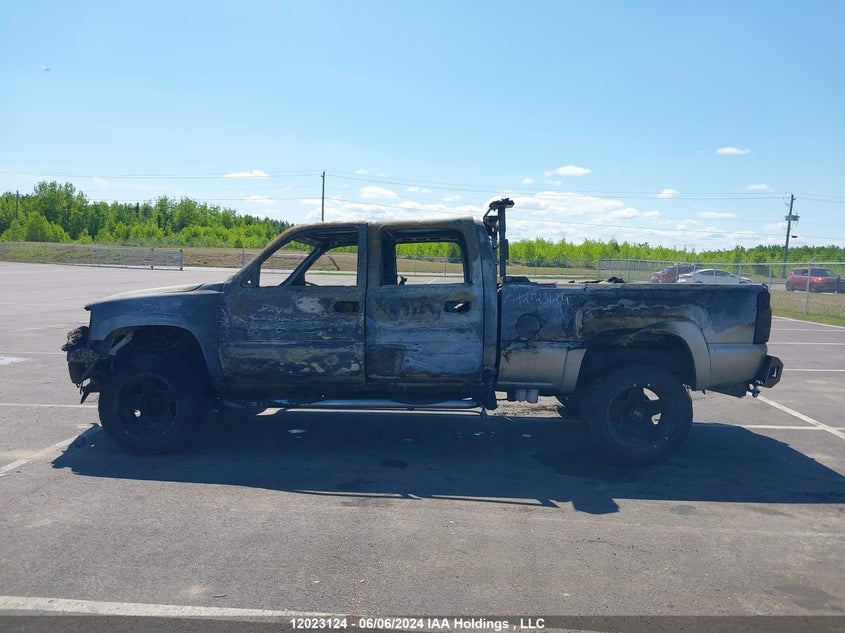 2006 GMC Sierra 2500Hd VIN: 1GTHK232X6F125423 Lot: 12023124