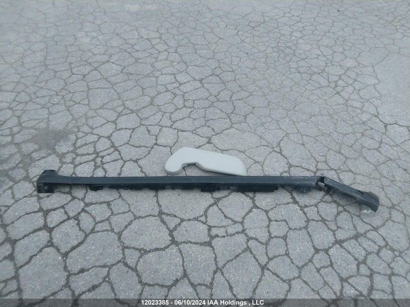 2011 Toyota Sienna VIN: 5TDZK3DCXBS075540 Lot: 12023385